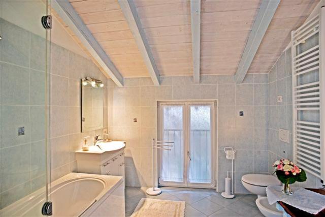 Casa Erica Apartment Cannobio Luaran gambar