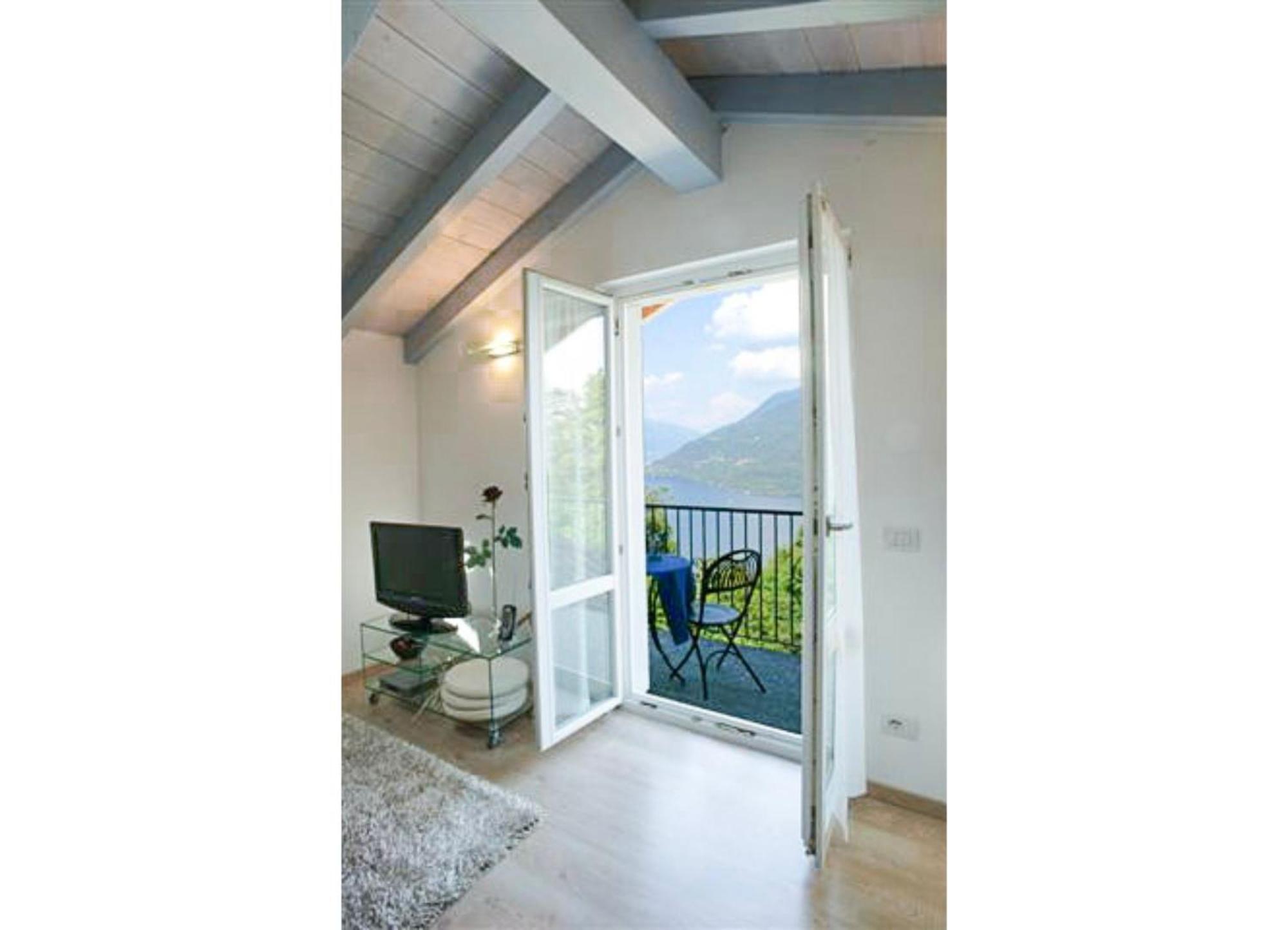 Casa Erica Apartment Cannobio Luaran gambar